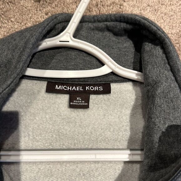 Michael Kors!! Size XL good condition! 3/4 zip up - Picture 4 of 5